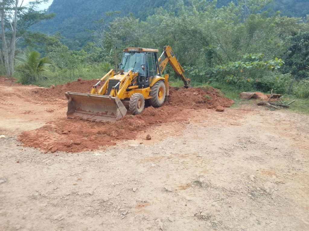 Construction of Vehicle Yard at CEB Polpitiya