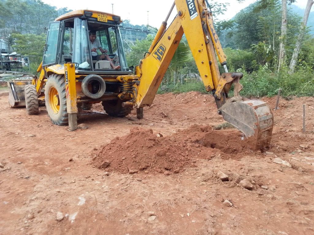 Construction of Vehicle Yard at CEB Polpitiya
